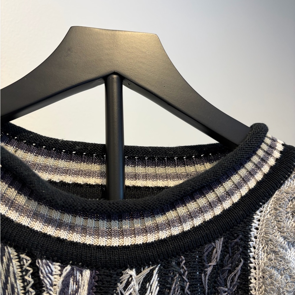COOGI Black and Cream Textured Crewneck Sweater - Picture 4 of 12